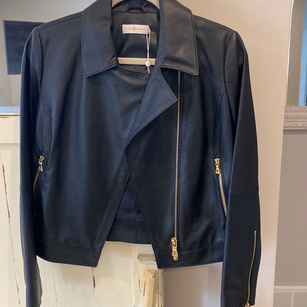 Gorgeous black leather Tory Burch motorcycle jacket-gold hardware women’s size 4